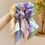 Scrunchies cột tóc, buộc tóc hoạ tiết hoa cúc trắng dễ thương dành cho bạn nữ handmade