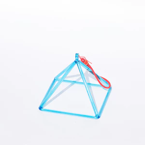 Kim tự tháp pha lê màu xanh - Jade Colored Crystal Singing Pyramid