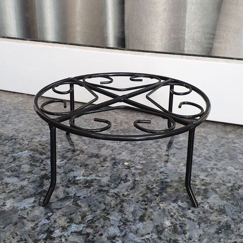 Kệ sắt tròn đặc sơn tĩnh điện kê đặt chậu hoa ĐK 21cm_Đôn sắt nâng kê chậu cây, hàng đẹp và sẵn kho ạ