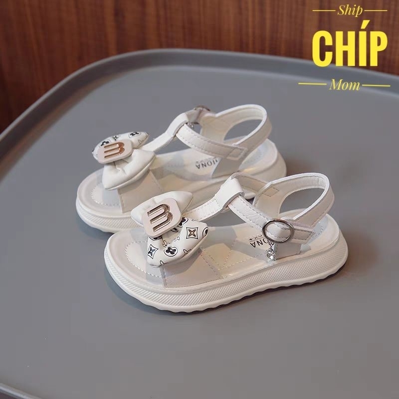 sandal bé gái dép quai hậu hở mũi cho bé đi học đế dẻo êm chân nơ chữ m xinh xắn quai dán tiện lợi QCCC full hộp 921 821
