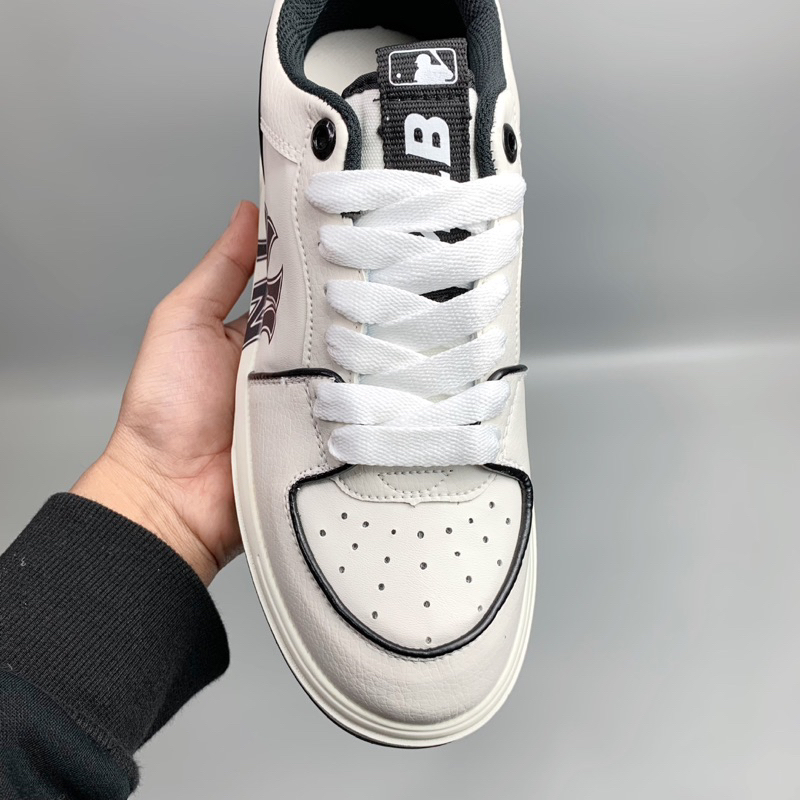 Giày thể thao sneakers Liner nam nữ đế tăng chiều cao 5cm êm chân chống trơn trượt B 765