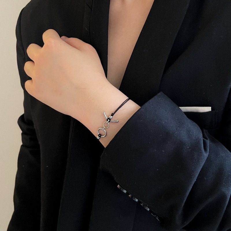 Vòng tay Con Cá (đã thay chất liệu mới)
