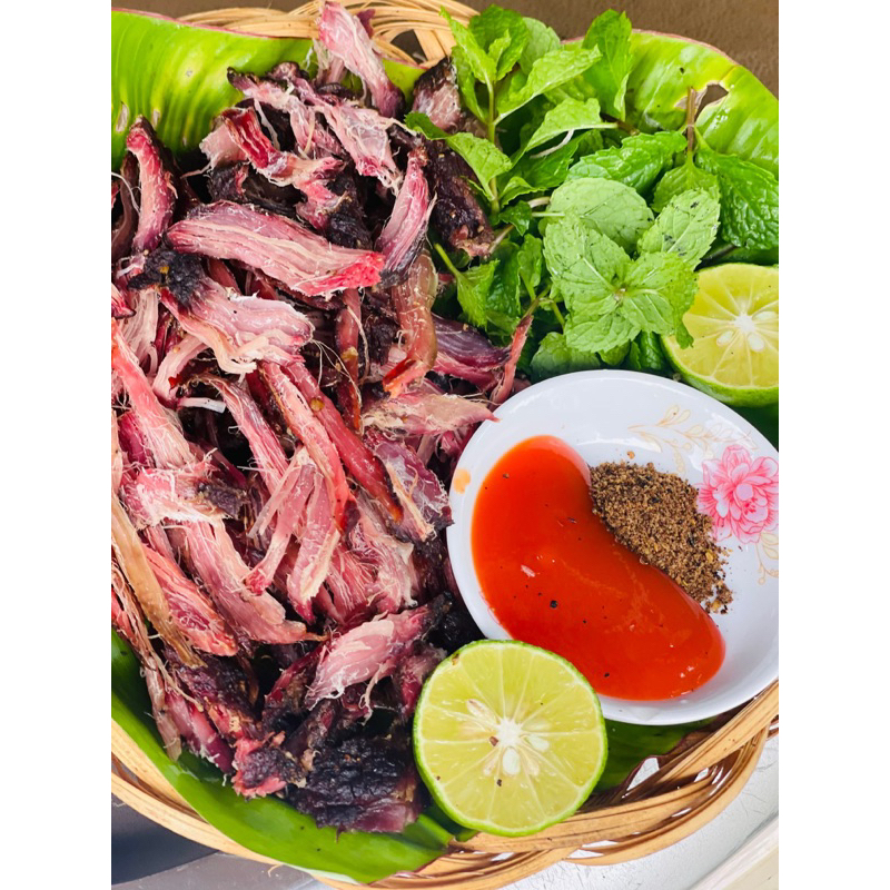 Thịt Lợn Gác Bếp Chuẩn Vị Tây Bắc (TẶNG CHẨM CHÉO) Thịt Heo Sấy Gác Bếp thơm bùi Thịt Heo Rừng hun khói dai ngon đậm vị