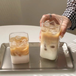 Cốc Thủy Tinh Hình Vuông Chịu Nhiệt Cao đủ size to và nhỏ