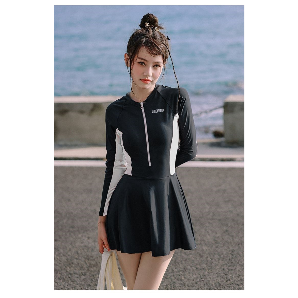 Bikini đi biển cho nữ LUHAZO liền thân trẻ trung thể thao dài tay khóa ngực tôn dáng trẻ trung 6831 D8T1 spe