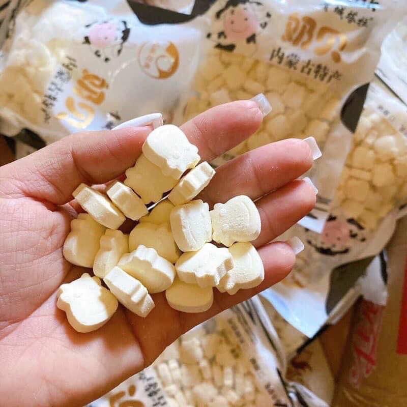 1GÓI KẸO SỮA BÒ NON MÔNG CỔ 250gam