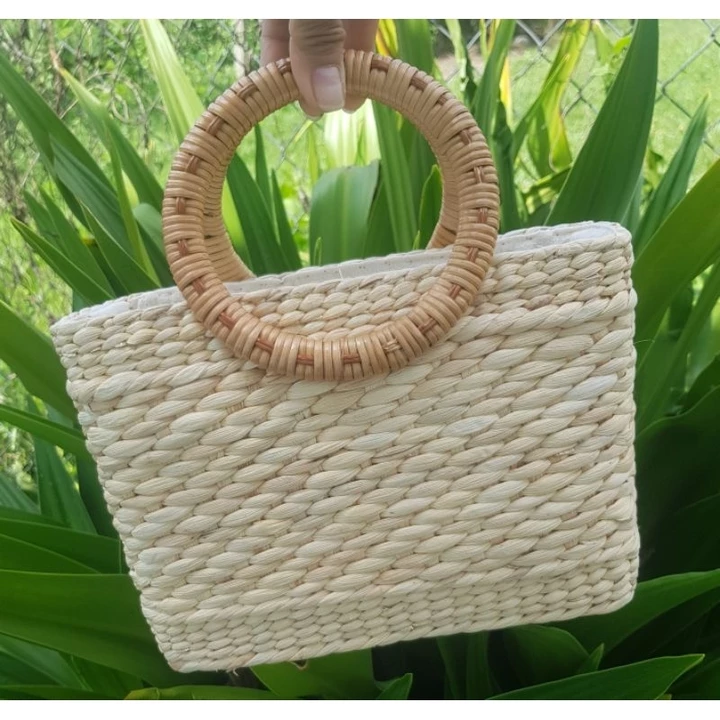 Women's Vintage Woven Straw Bag – for the Beach – 4