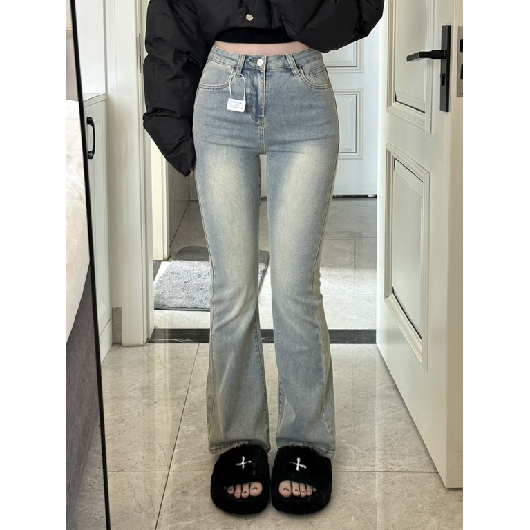 Quần bò ống loe , Quần jeans ống loe màu xanh nhạt tôn dáng 2023 MS 03