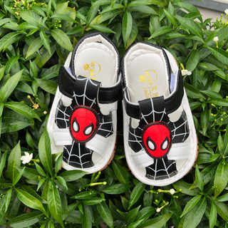 Dép rọ người nhện Spiderman cho bé trai chất liệu da PU thiết kế đế chống trơn an toàn cho bé di chuyển
