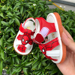 Dép rọ người nhện Spiderman cho bé trai chất liệu da PU thiết kế đế chống trơn an toàn cho bé di chuyển