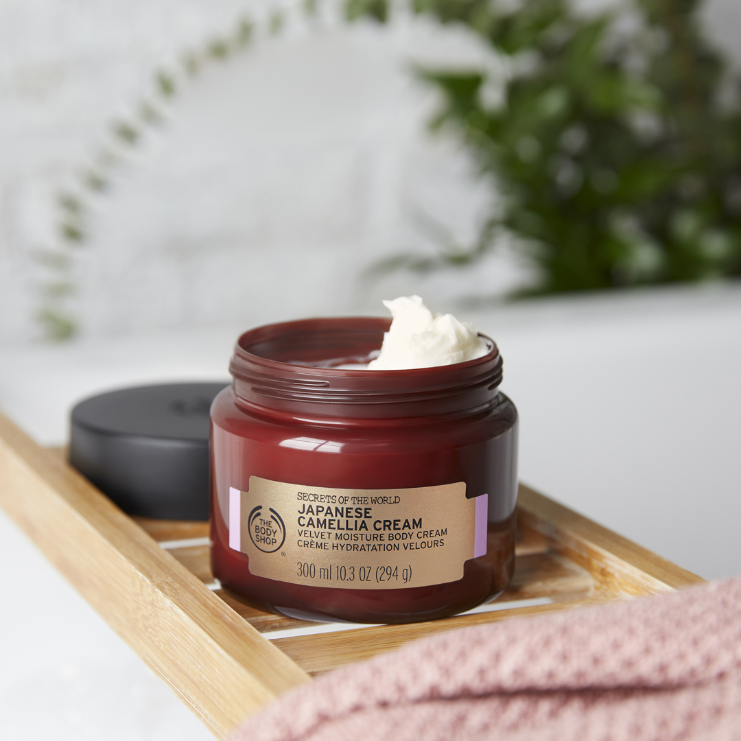 Kem Dưỡng Thể THE BODY SHOP Spa of the World™ Japanese Camellia Body