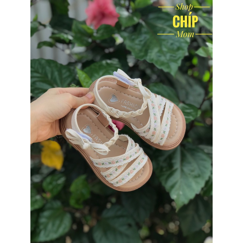 sandal bé gái dép quai hậu cho bé quai chéo nơ xinh xắn êm chân QCCC full hộp trắng  cho bé từ 1 tuổi W9001 ( ảnh thật )