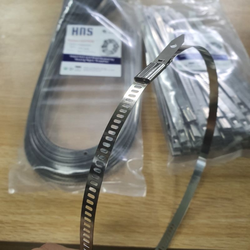 Dây rút inox, Dây thít inox dạng bước, đẩy tới đâu khóa tới đó bản rộng ...