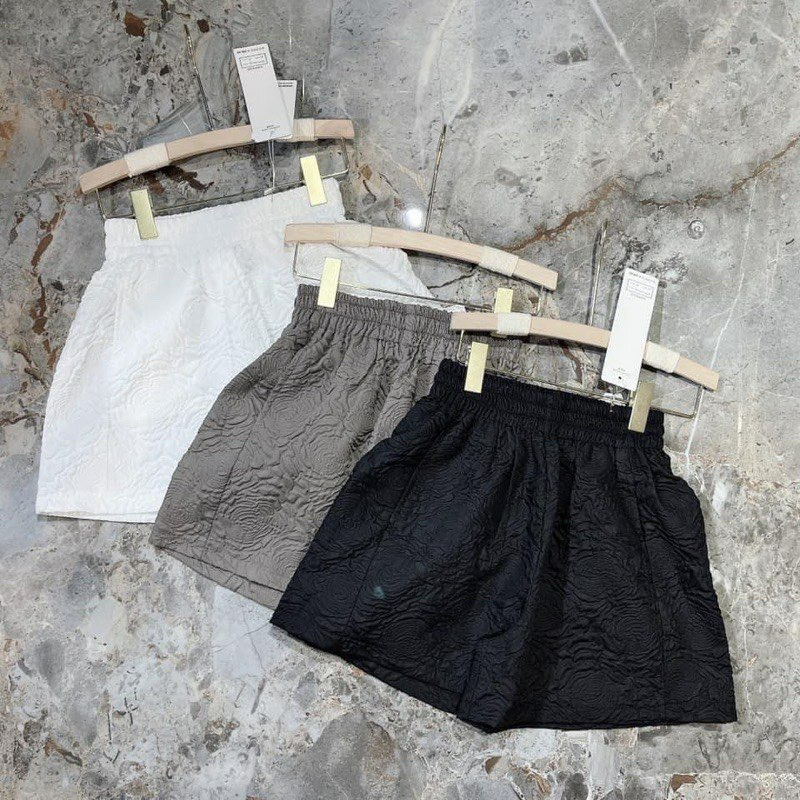 Quần shorts nữ dập nổi 3D xốp phồng hàng đẹp xinh xắn-Quần sooc nữ xốp phồng | BigBuy360 - bigbuy360.vn