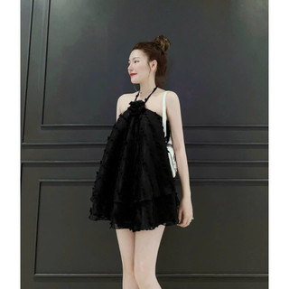 Sét bộ nữ thời trang mặc đi chơi chất xô lông áo form xoè cổ yếm dây hở lưng gắn hoa ngực mix quần đùi lưng chun