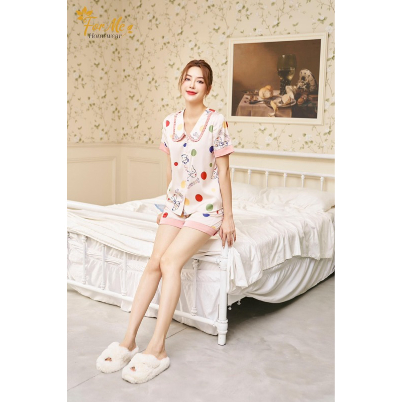 Bộ mặc nhà chất Lụa hàn châu cao cấp quần đùi cổ sen họa tiết màu hồng