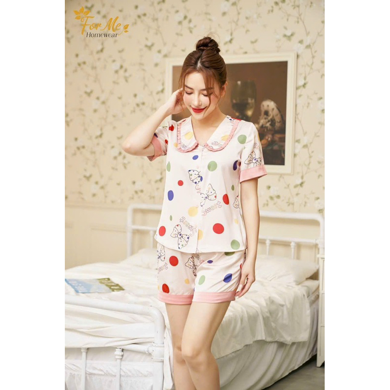 Bộ mặc nhà chất Lụa hàn châu cao cấp quần đùi cổ sen họa tiết màu hồng