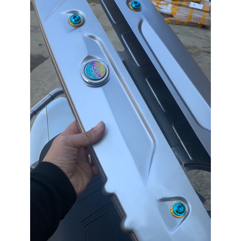 Hộp xích Future 125 lắp zin cho Future 125 và WAVE 110 /Blaed /RSX 110 gắn zin k phải thay càng
