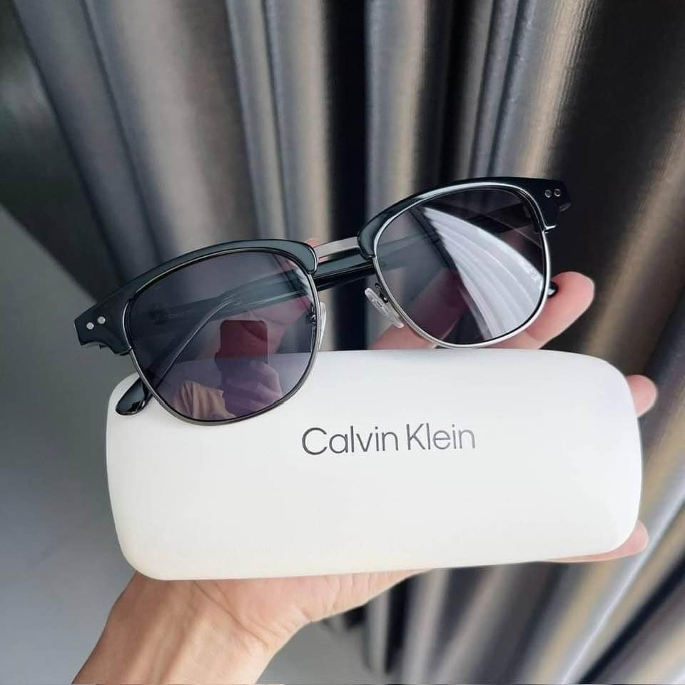 Kính Mát Calvin Klein CK20314S (001) dáng Clubmaster, tròng xám đen (51 ...