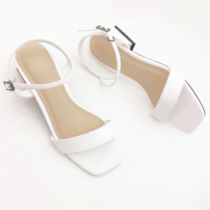 Giày sandal nữ 3 phân, dép quai ngang mũi vuông phối quai hậu mảnh chất liệu xi mờ kiểu dáng học sinh _SD02SD