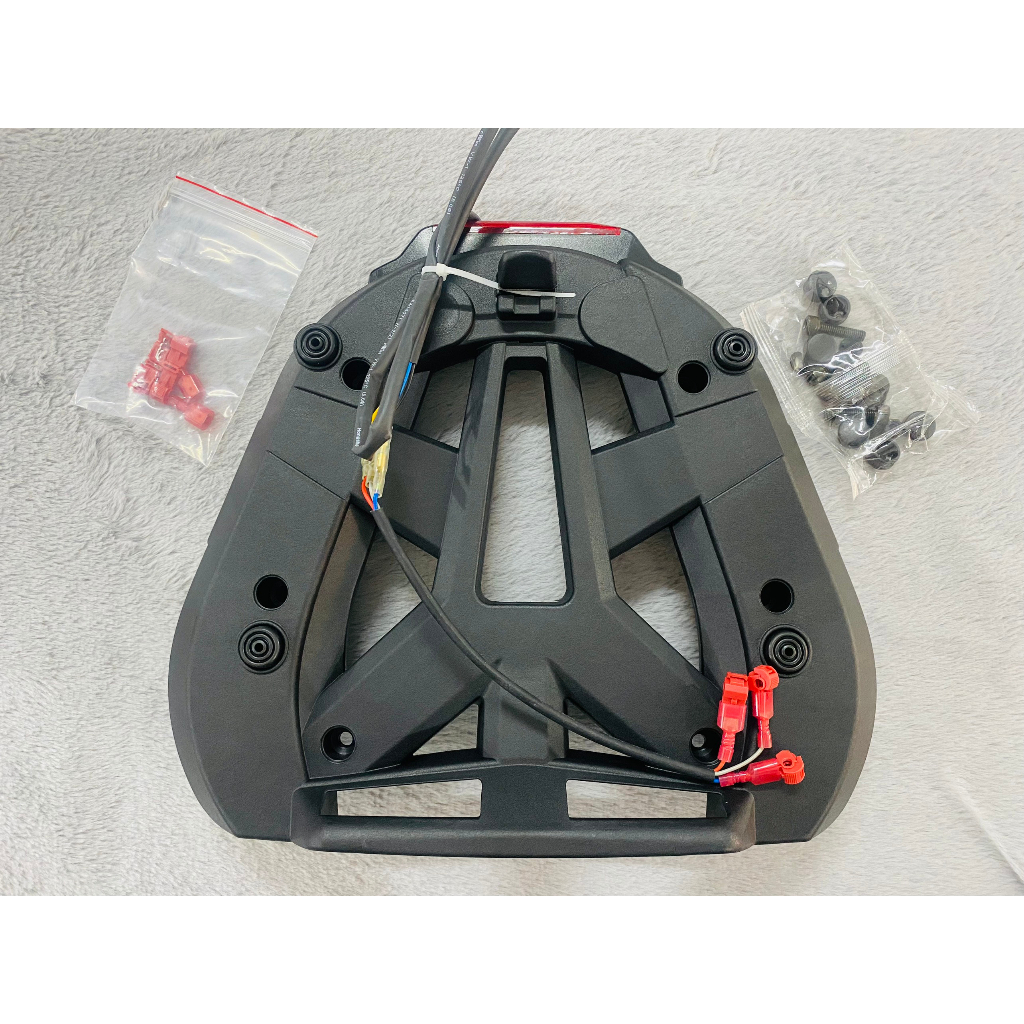 Đế Givi M7m ns cho tất cả baga xe máy đế có đèn hậu chính hãng m7mns ...