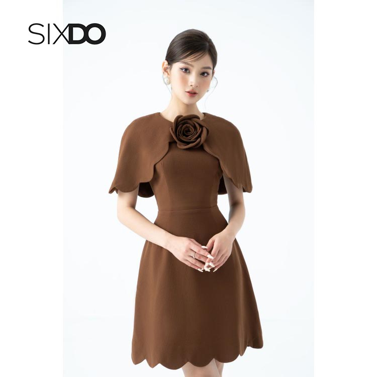 Đầm dệt thoi mini nâu phối hoa cổ thời trang SIXDO Brown Cape Mini Woven Dress