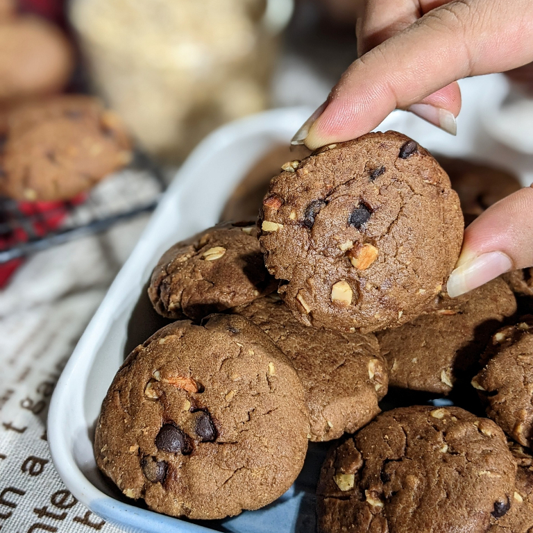 ( Quà tặng) 1 Bánh quy yến mạch socola và bánh quy dừa hạt điều thương hiệu KD Healthy Food 20g/ cái
