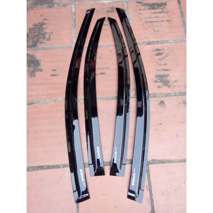 Vè che mưa xe Toyota Vios 2008 - 2023 Nhựa Đen Thái cao cấp, dày dặn, sáng bóng