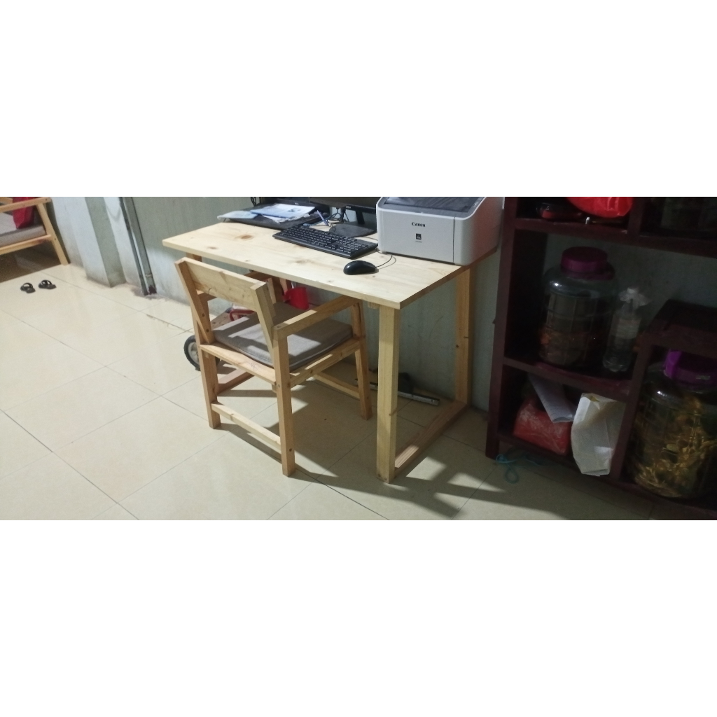 Bàn Ghế Làm Việc Nội Thất Nhà Xanh 82 - Bộ Bàn Ghế Với Màu Sắc Tự Nhiên, Nhỏ Gọn, Dễ Di Chuyển Và Bền Với Thời Gian