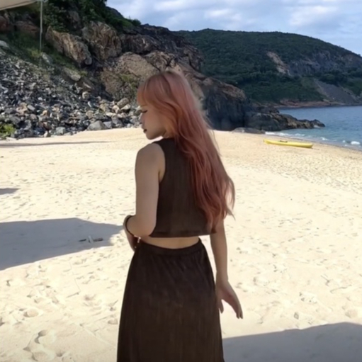 Freya Dress - Đầm dài hở eo hack dáng nữ Remmus dành cho nữ