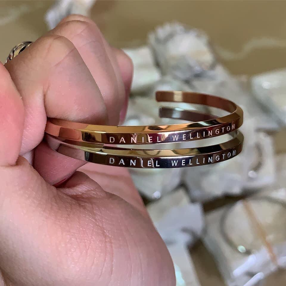 HANG CHU N 1 1 L c tay oi vong tian dw cuff classic unisex Kh c ten theo yeu c u Giao hang nhanh Shopee Vi t Nam