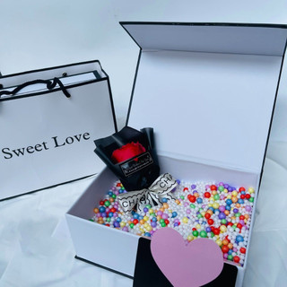 (20*15*7.5cm) New-Combo hộp quà tặng Sweet Love kèm hạt xốp nhiều màu, gấu, hoa sáp sang trọng