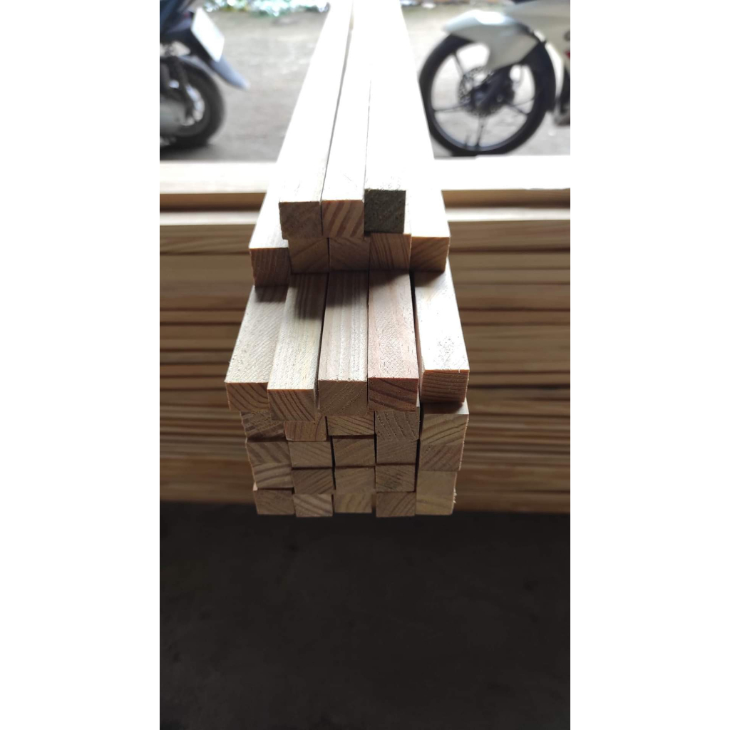 Thanh Gỗ Vuông 5 Nội Thất Nhà Xanh 82 - Thanh Gỗ Dài Được Làm Từ Gỗ Thông Nhập Khẩu Cao Cấp, Bền bỉ Và Chống Mối Mọt
