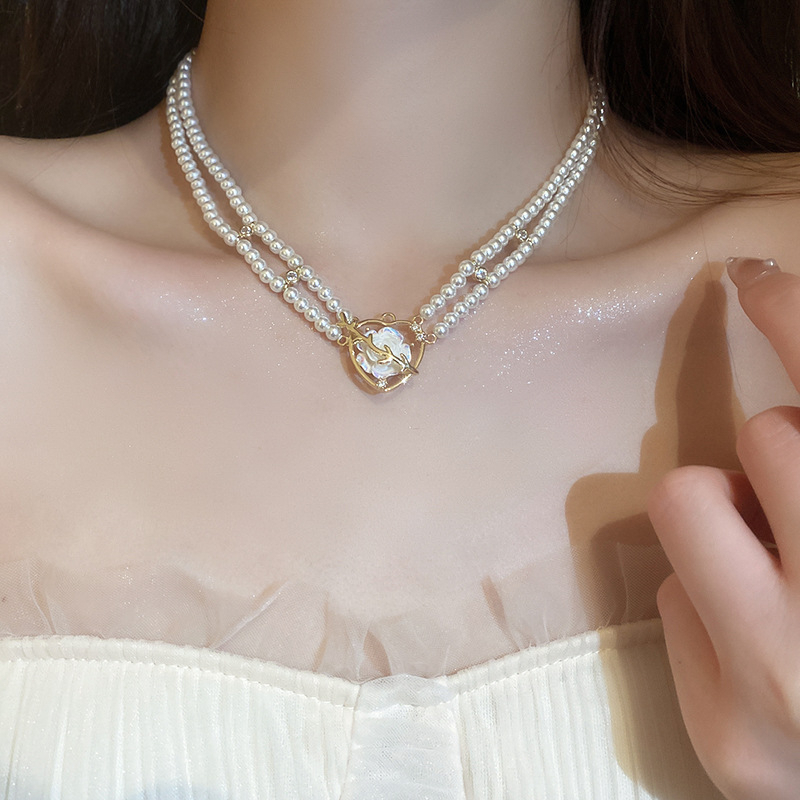 Vòng Cổ Trái Tim Hoa Hồng Trắng Có Gai Thiết Kế Sang Trọng, Quý Phái