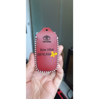Bao Da Chìa Khoá Ô Tô TOYOTA Wigo 23 -24 Ốp khoá da bò thật bảo vệ tránh trầy xước khắc tên số điện thoại bảo hành về da