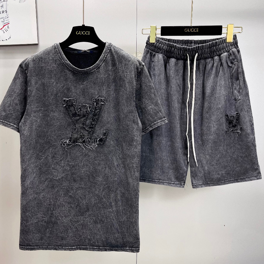 Bộ quần áo LV loang rách màu tối thiết kế chữ LV rách cực đẹp | Shopee ...