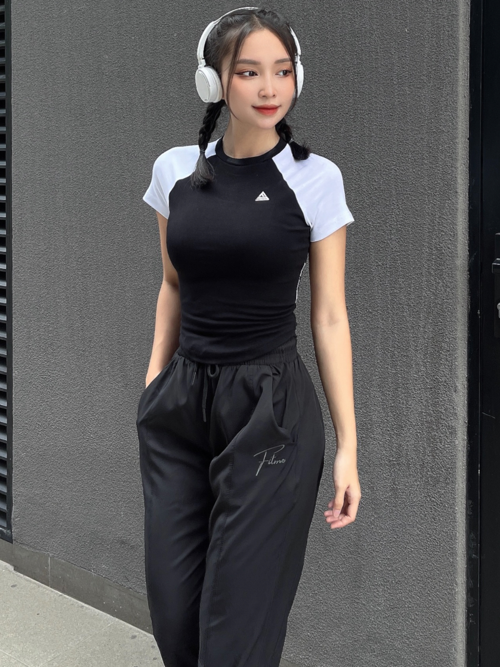 Ảnh Quần jogger thể thao nữ Fitme ống rộng hỗ trợ tập gym yoga chạy bộ cao cấp 2