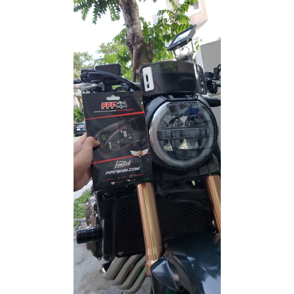 PPF chóa đèn Honda CB650R CB1000R..PPF dán bảo vệ mặt đồng hồ xe nhập khẩu