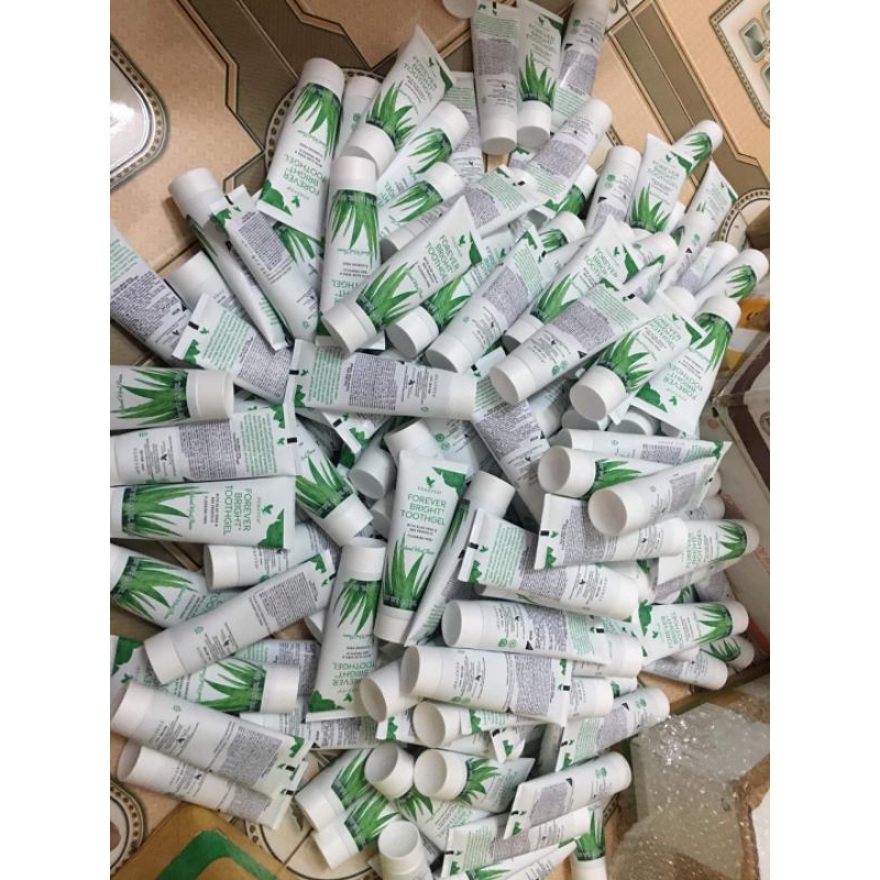 Kem Đánh Răng #028Flp Lô Hội. Forever Bright Toothgel. Hỗ Trợ Làm Dịu Viêm Nướu, Giảm Ê Buốt. 130g