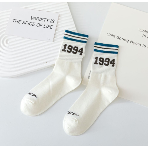 Vớ Tất cổ cao 1994 Unisex phong cách thể thao, trẻ trung và năng động.