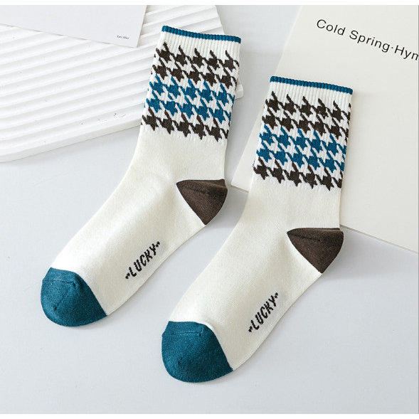 Vớ Tất cổ cao 1994 Unisex phong cách thể thao, trẻ trung và năng động.