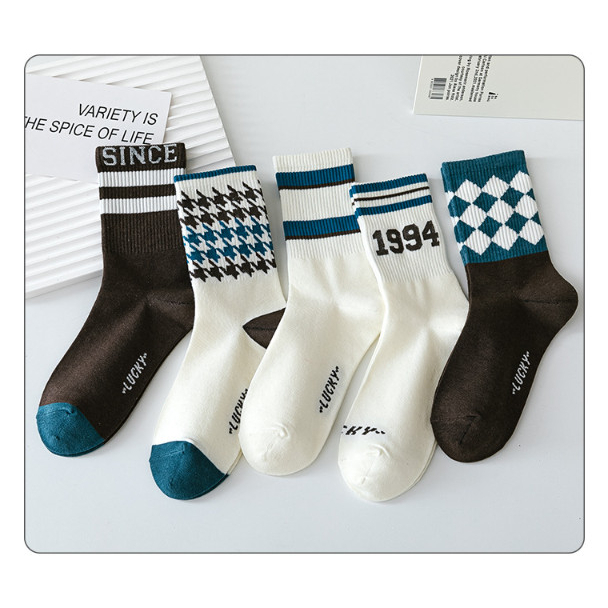 Vớ Tất cổ cao 1994 Unisex phong cách thể thao, trẻ trung và năng động.
