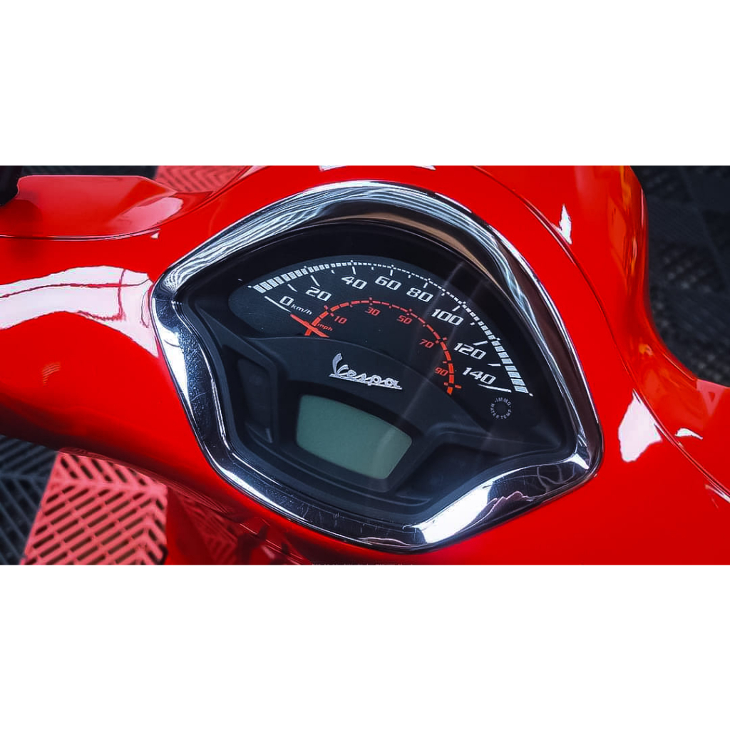 PPF Vespa GTS ..... UPPF dán bảo vệ mặt đồng hồ xe , xước tự phục hồi vết xước dâm