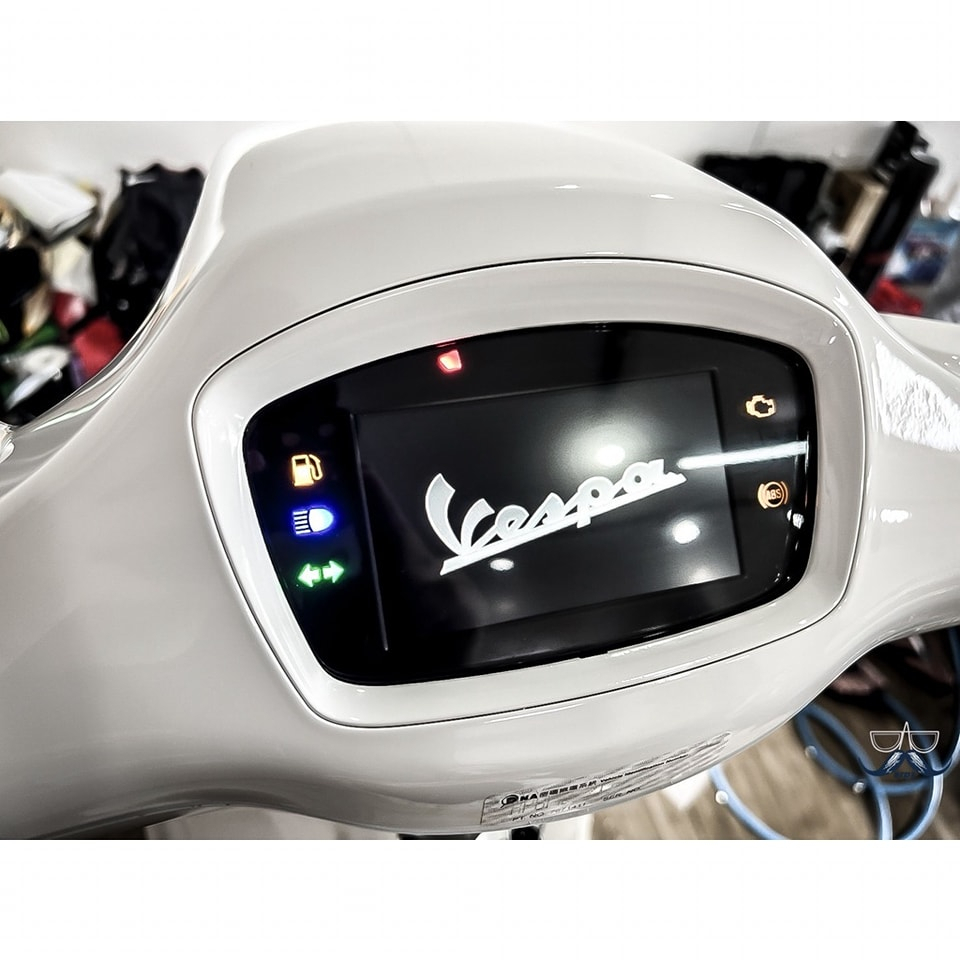 PPF VESPA SPRINT JUSTINBIEBER ..... PPF dán bảo vệ mặt đồng hồ xe, hàng nhập khẩu