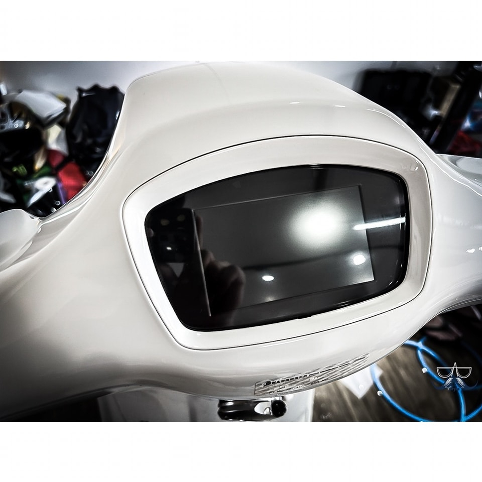 PPF VESPA SPRINT JUSTINBIEBER ..... PPF dán bảo vệ mặt đồng hồ xe, hàng nhập khẩu