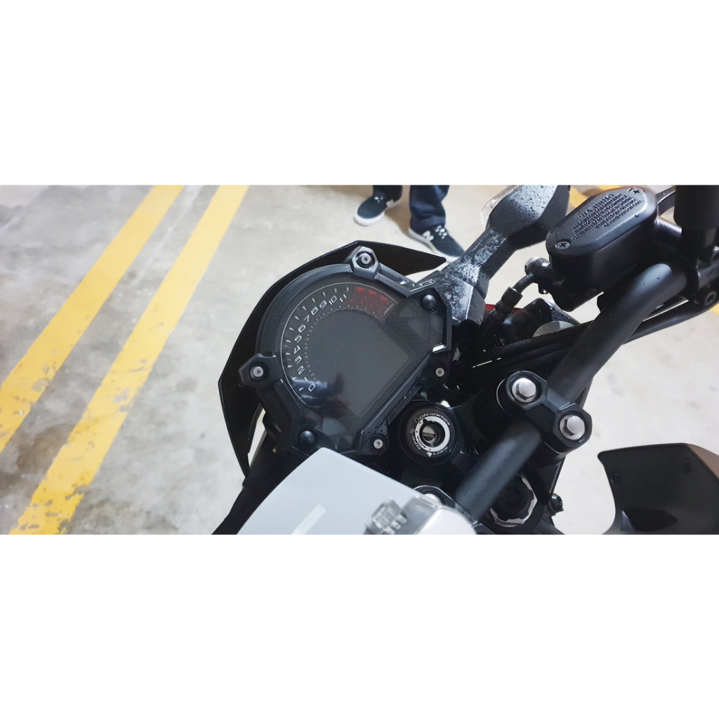PPF Z400. Z900 ....PPF dán bảo vệ mặt đồng hồ xe , xước tự phục hồi vết xước dâm