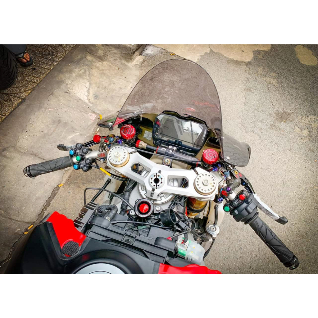 PPF Ducati Panigale V4. streetfighter v4....PPF dán bảo vệ mặt đồng hồ xe, nhập khẩu