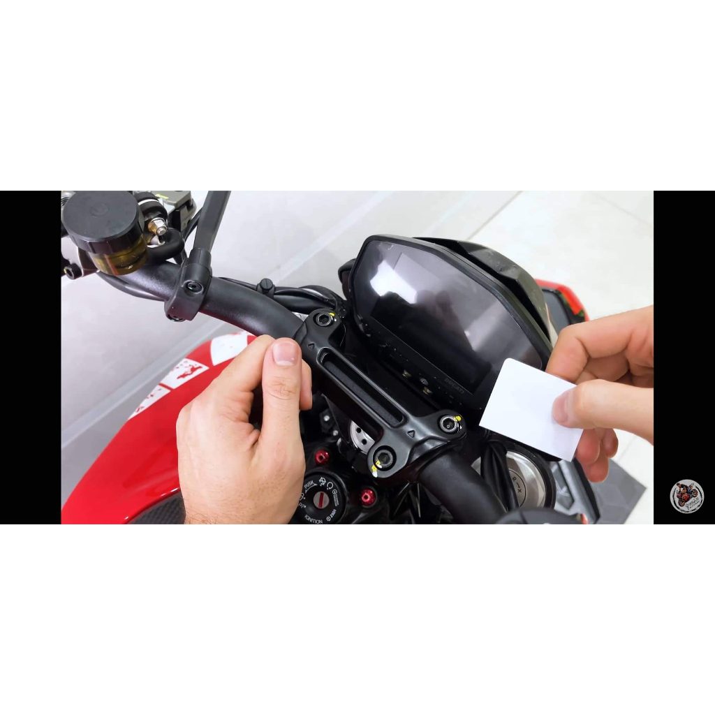 PPF Ducati hyper 950, monster 821  ...  UPPF dán bảo vệ mặt đồng hồ xe