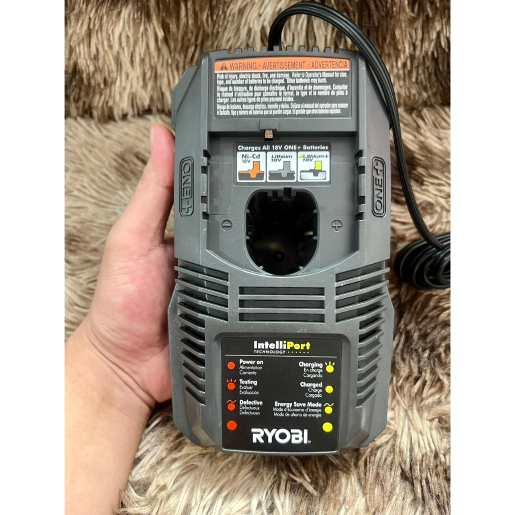Sạc Ryobi RC18120 và Sạc Ryobi P118 USA. BN. | Shopee Việt Nam
