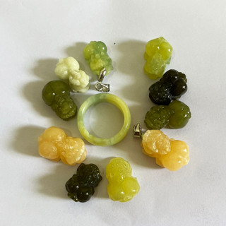 Gemstone Feng Shui Ring by Đá Phong Thủy Mỹ Nghệ An An